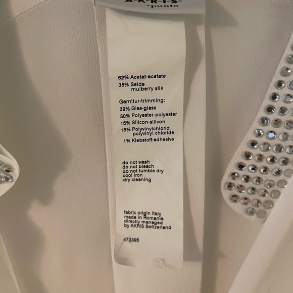 AKRIS PUNTO
Women's Crystal Embellished High/Low Blouse - Picture 9 of 9